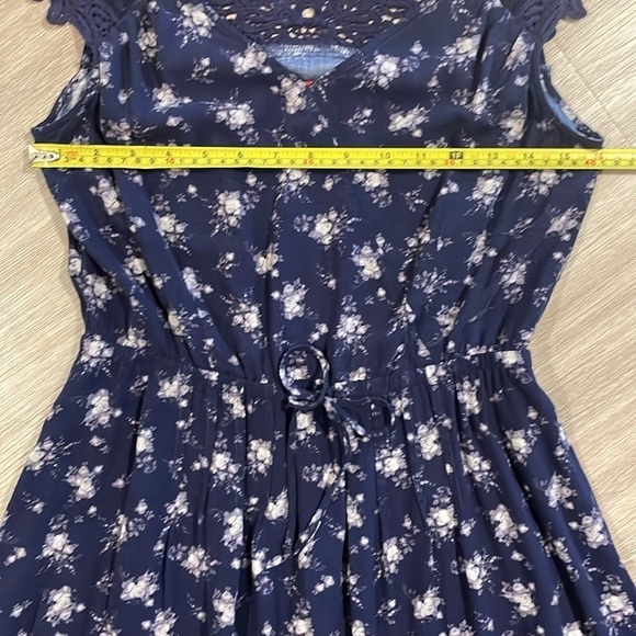 Elle Women Mini Dress Small Blue Lace Floral Contemporary Coastal Cowgirl Preppy - Picture 10 of 13